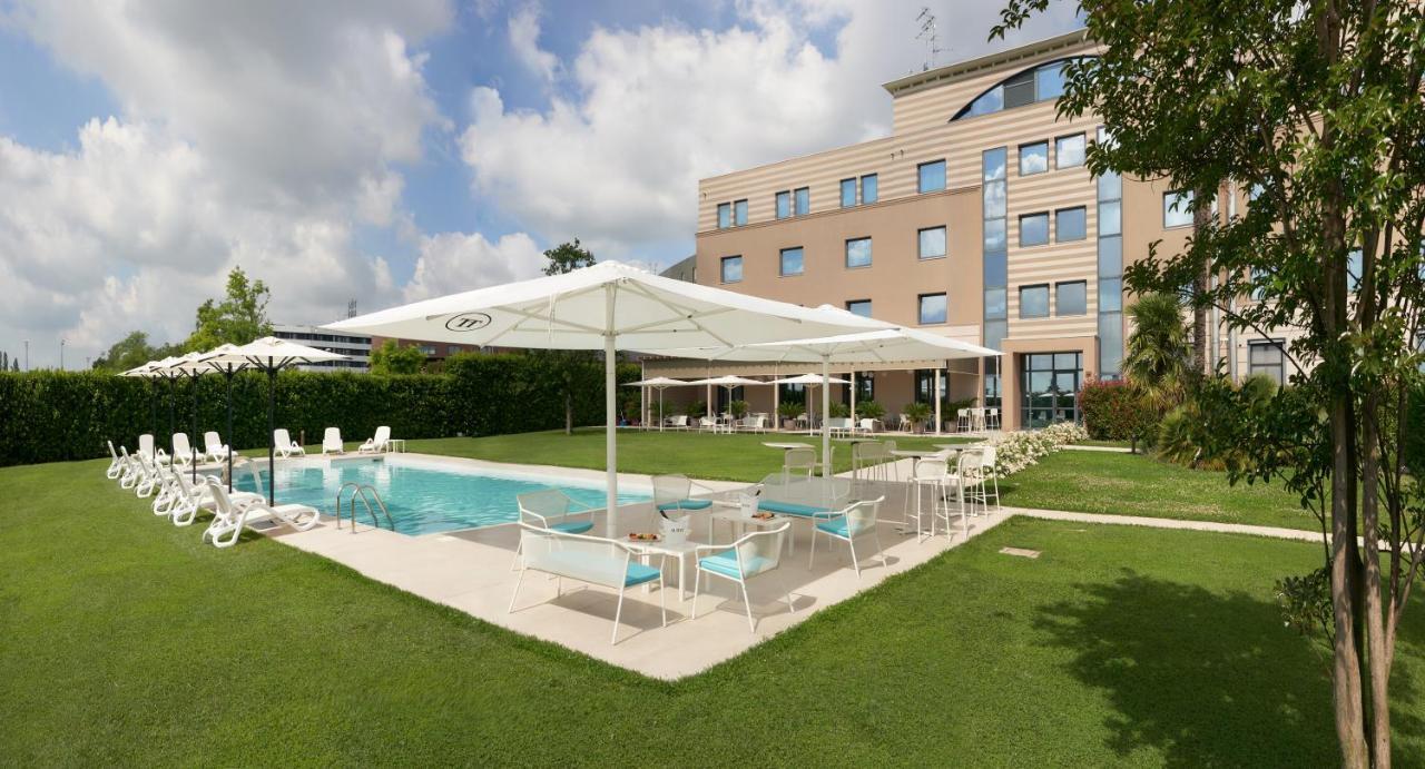 Hotel Omnia 4*