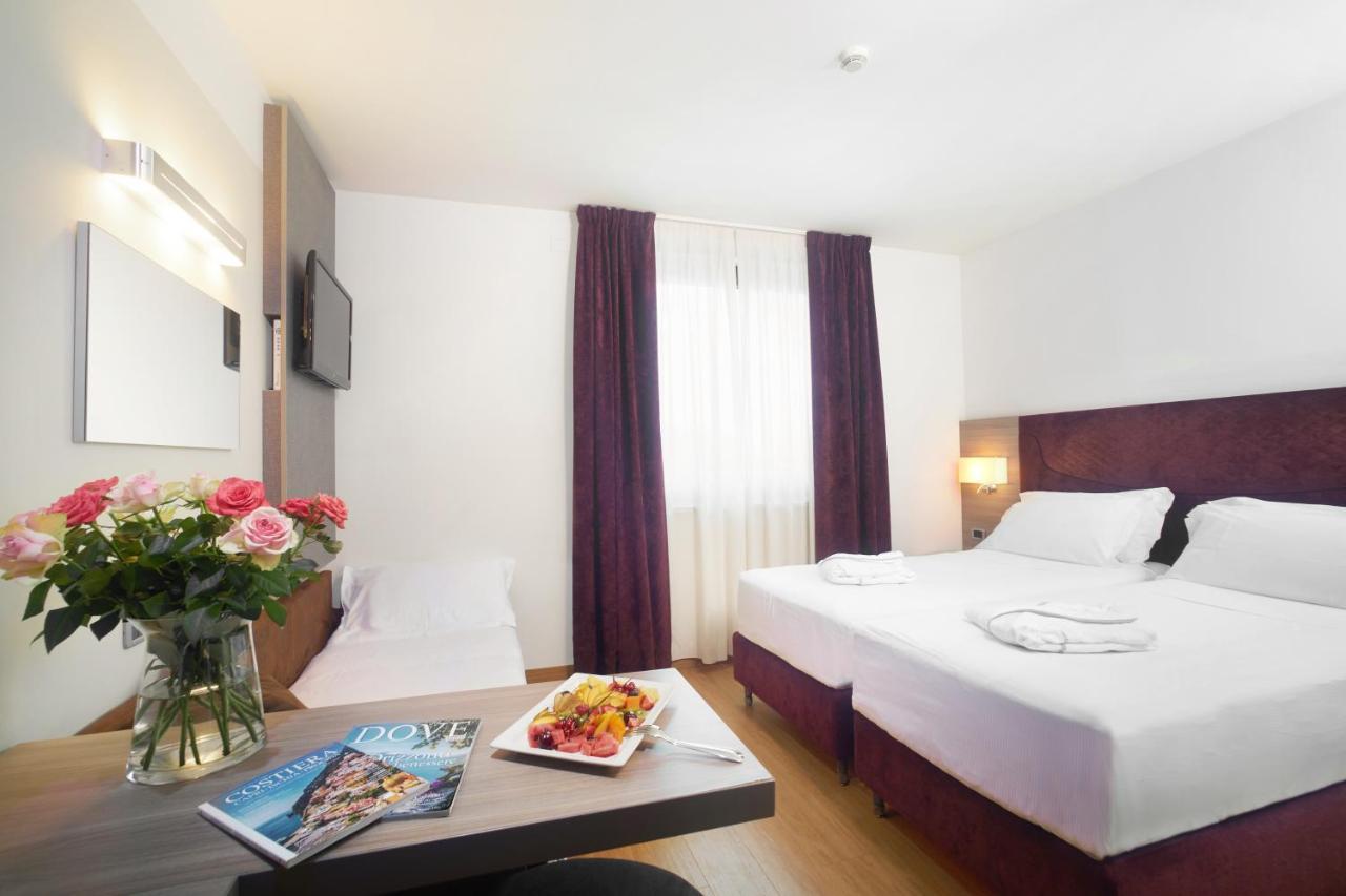 Omnia Hotel